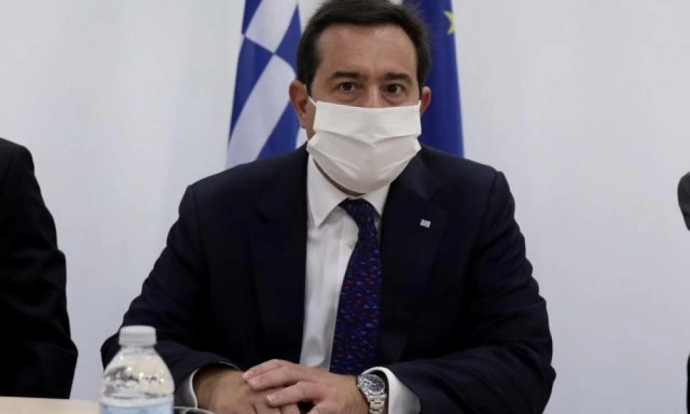 Οργή Μηταράκη για τους κατοίκους που εναντιώνονται στους μετανάστες!